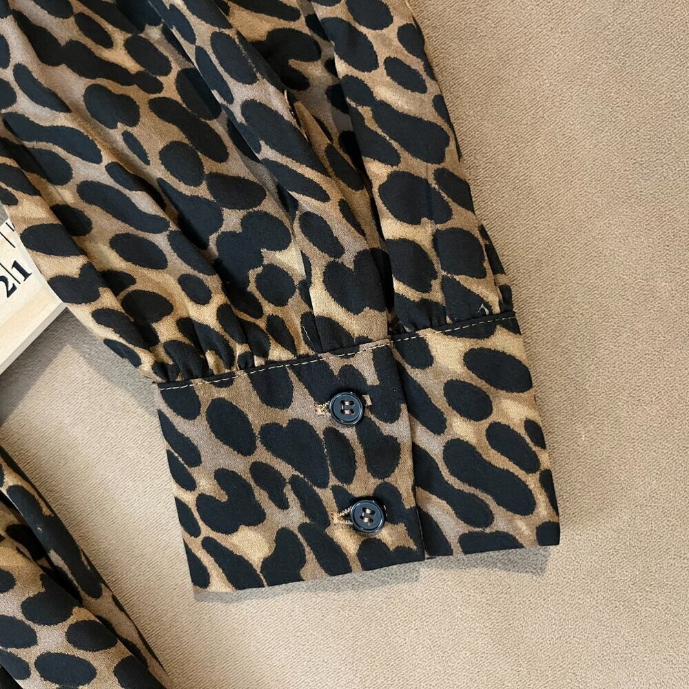 Daniel Rainn Leopard Print Blouse Size L Long Sleeve - Picture 9 of 9